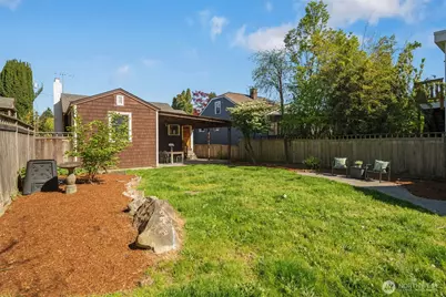 7735 13th Avenue NW, Seattle, WA 98117 - Photo 23
