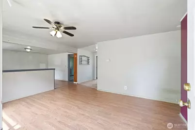 5705 238th Street SW, Mountlake Terrace, WA 98043 - Photo 7