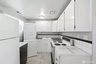 5705 238th St SW, Mountlake Terrace, WA 98043 - Photo 15