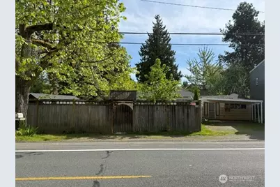 12018 Sand Point Way NE, Seattle, WA 98125 - Photo 11