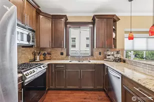 3633 Evanston Ave N, Seattle, WA 98103 - Photo 7