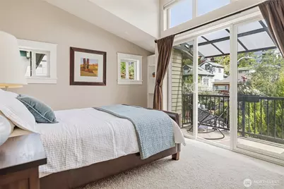 3633 Evanston Avenue N #B, Seattle, WA 98103 - Photo 17