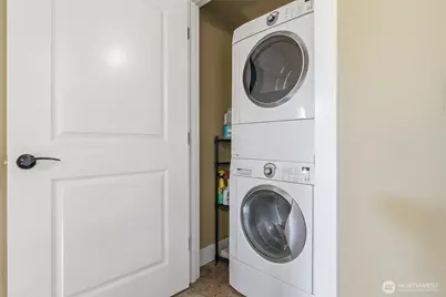 3633 Evanston Avenue N #B, Seattle, WA 98103 - Photo 23