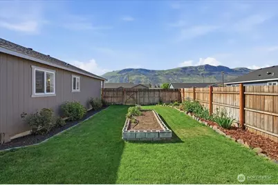 117 Island Loop Road, Rock Island, WA 98850 - Photo 25
