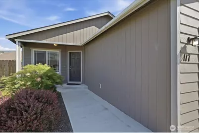 117 Island Loop Road, Rock Island, WA 98850 - Photo 3