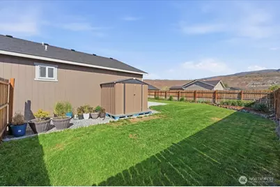117 Island Loop Road, Rock Island, WA 98850 - Photo 27