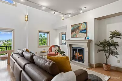 745 Bellevue Avenue E #109, Seattle, WA 98102 - Photo 7