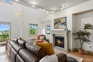 745 Bellevue Ave E, Seattle, WA 98102 - Photo 7