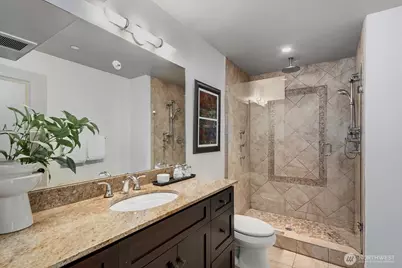745 Bellevue Avenue E #109, Seattle, WA 98102 - Photo 27