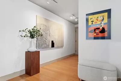 745 Bellevue Avenue E #109, Seattle, WA 98102 - Photo 5