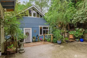 303 E 11th St, Snohomish, WA 98290 - Photo 31