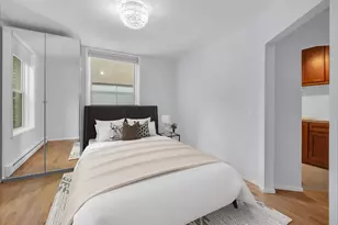 7 Harrison St, Seattle, WA 98109 - Photo 7