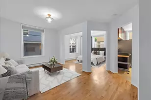 7 Harrison St, Seattle, WA 98109 - Photo 5
