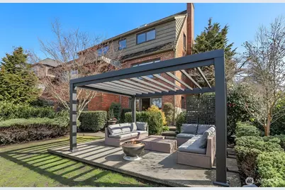 2301 Rosemont Place W, Seattle, WA 98199 - Photo 35