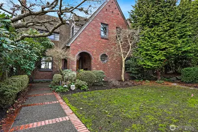 2301 Rosemont Place W, Seattle, WA 98199 - Photo 1