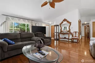 6201 SE Mile Hill Dr, Port Orchard, WA 98366 - Photo 7