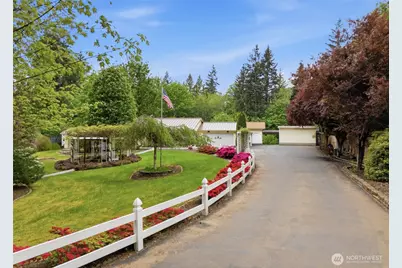 6201 SE Mile Hill Drive, Port Orchard, WA 98366 - Photo 3