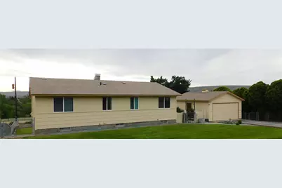 61 Lorry Lane, Selah, WA 98942 - Photo 1