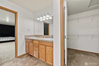 1232 NW Kathleen Drive, Oak Harbor, WA 98277 - Photo 27
