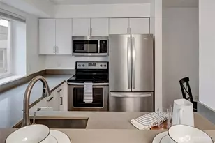 712 E Denny Way, Seattle, WA 98122 - Photo 5
