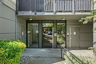 420 Valley St, Seattle, WA 98109 - Photo 17