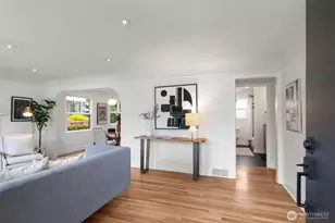 551 NE 84th St, Seattle, WA 98115 - Photo 5