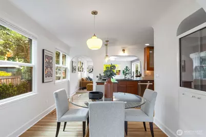551 NE 84th Street, Seattle, WA 98115 - Photo 9
