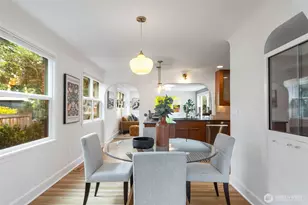 551 NE 84th St, Seattle, WA 98115 - Photo 9