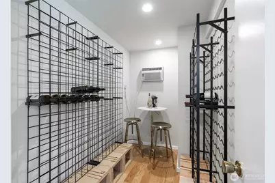 551 NE 84th Street, Seattle, WA 98115 - Photo 33