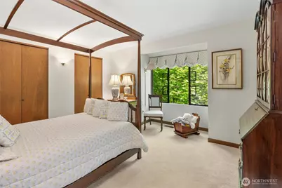 22329 NE 28th Street, Sammamish, WA 98074 - Photo 23