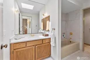 22329 NE 28th St, Sammamish, WA 98074 - Photo 29