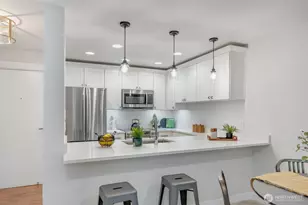 275 W Roy St, Seattle, WA 98119 - Photo 11