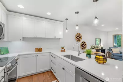 275 W Roy Street #315, Seattle, WA 98119 - Photo 15