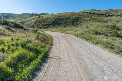 25 Chelan Hills Acres Road, Orondo, WA 98843 - Photo 19