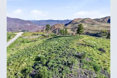 25 Chelan Hills Acres Road, Orondo, WA 98843 - Photo 17