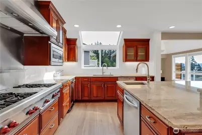 535 208th Avenue NE, Sammamish, WA 98075 - Photo 15