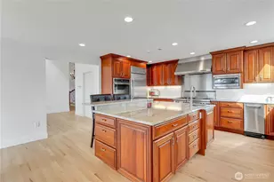 535 208th Ave NE, Sammamish, WA 98075 - Photo 13