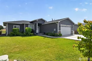 8019 Vialago Pkwy, Zillah, WA 98953 - Photo 5
