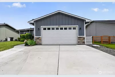 8019 Vialago Parkway, Zillah, WA 98953 - Photo 1
