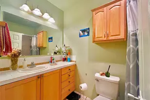 801 Rainier Ave N, Renton, WA 98057 - Photo 11