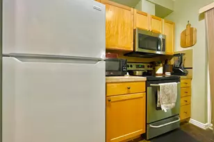 801 Rainier Ave N, Renton, WA 98057 - Photo 5
