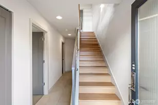 1700 E Marion St, Seattle, WA 98122 - Photo 21