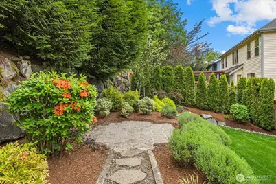 423 Sky Country Way NW, Issaquah, WA 98027 - Photo 33