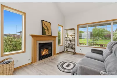 11956 NE Jefferson Point Road, Kingston, WA 98346 - Photo 3