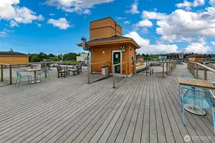 413 NE 70th St, Seattle, WA 98115 - Photo 21