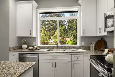 15009 Westminster Way N, Seattle, WA 98133 - Photo 9