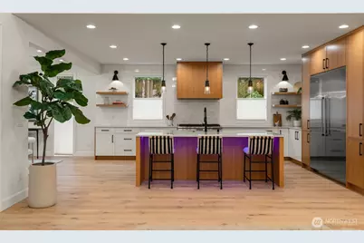 11204 108th Ave NE, Kirkland, WA 98033 - Photo 5