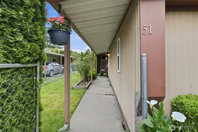 725 37th Street SE #51, Auburn, WA 98002 - Photo 3