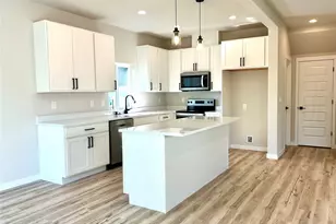 1568 S 28th St, Tacoma, WA 98409 - Photo 11