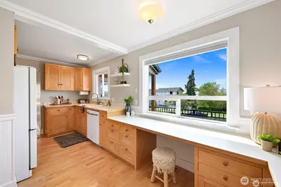 809 12th Street, Bellingham, WA 98225 - Photo 15